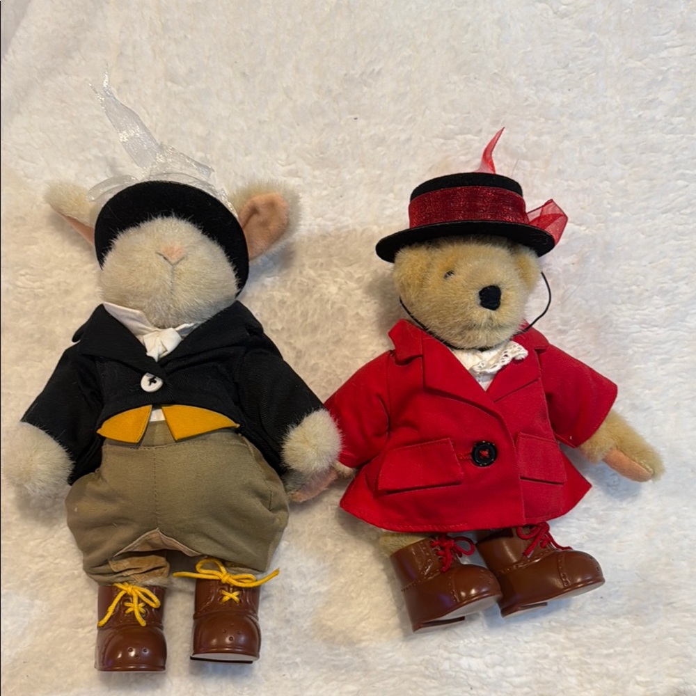 Fluffy Vanderbear Bunny and Muffy vanderbear Bear